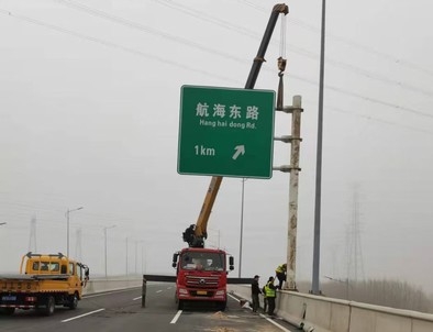 南阳南阳悬臂式交通标志杆